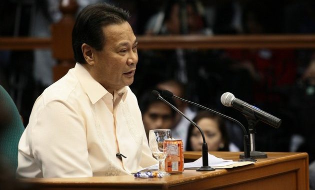 Corona returns to pack his belongings Corona returns to pack his belongings